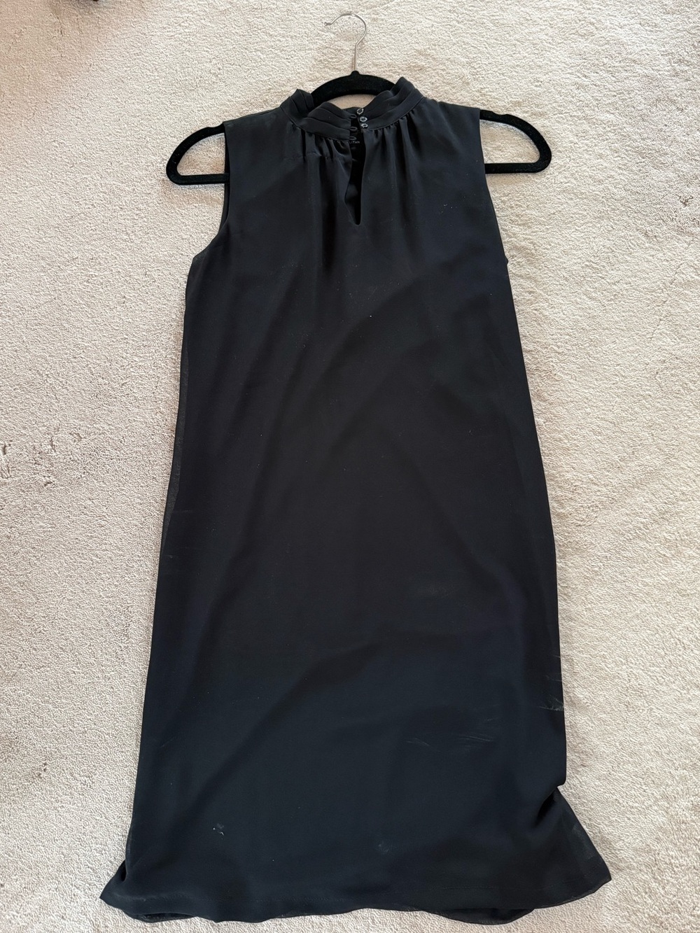 Mexx Sleeveless Black Midi Dress with Ruffle Keyhole Neck